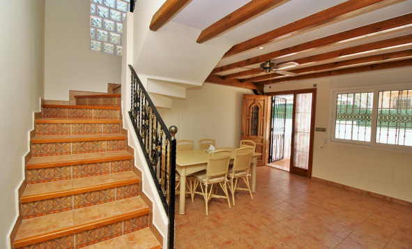 Resale - Villa - Villamartin - Orihuela Costa