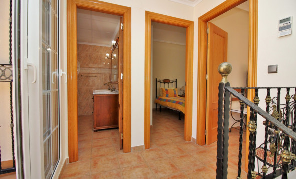 Resale - Villa - Villamartin - Orihuela Costa