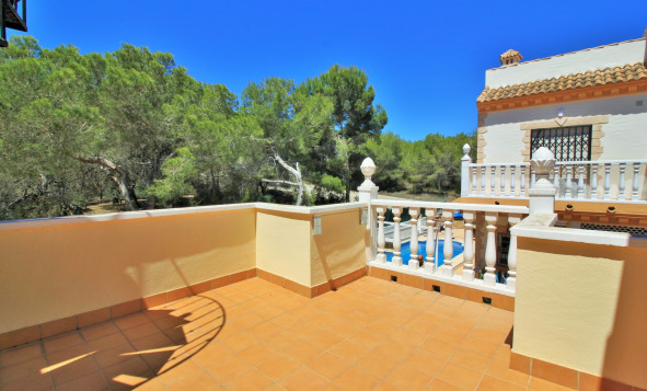 Reventa - Villa - Villamartin - Orihuela Costa