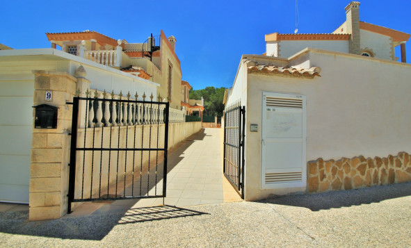 Reventa - Villa - Villamartin - Orihuela Costa