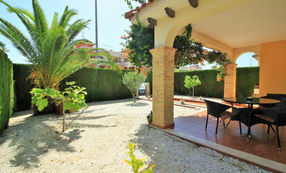 Reventa - Villa - Playa Flamenca - Orihuela Costa