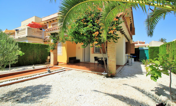 Resale - Villa - Playa Flamenca - Orihuela Costa