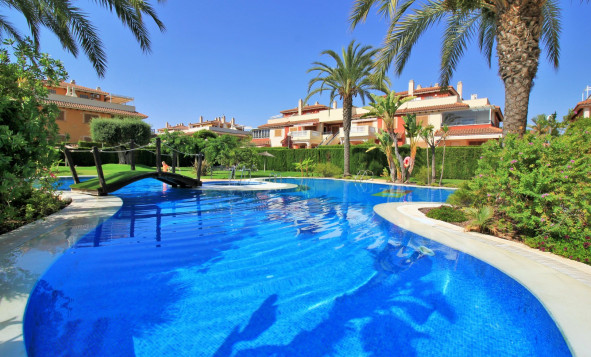 Resale - Villa - Playa Flamenca - Orihuela Costa