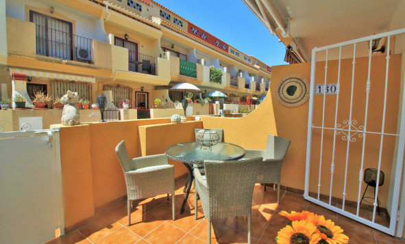 Resale - Villa - Playa Flamenca - Orihuela Costa