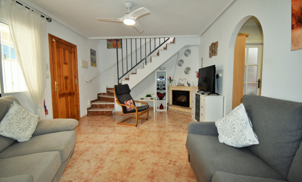 Resale - Villa - Orihuela Costa