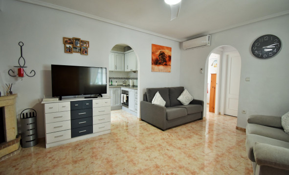 Resale - Villa - Orihuela Costa