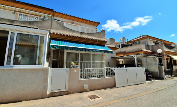 Resale - Villa - Orihuela Costa