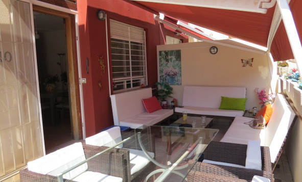 Resale - Villa - Orihuela - Orihuela Costa