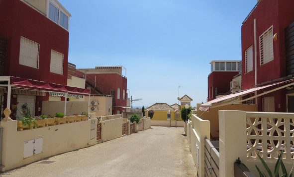 Resale - Villa - Orihuela - Orihuela Costa