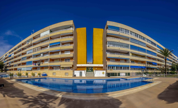 Resale - Apartment - Punta Prima - Torrevieja