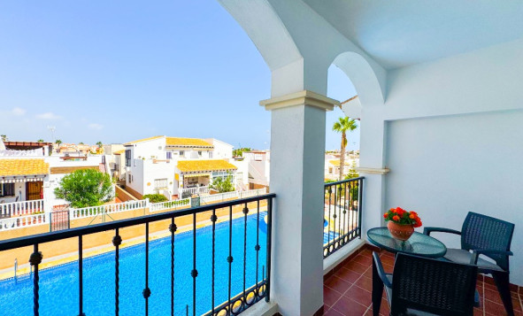 Herverkoop - Villa - Punta Prima - Orihuela Costa