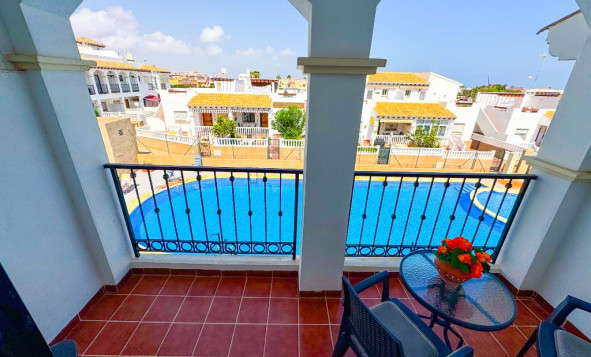 Herverkoop - Villa - Punta Prima - Orihuela Costa