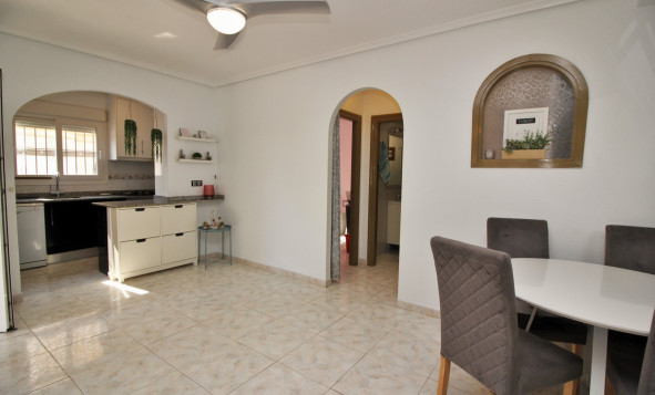 Resale - Villa - Playa Flamenca - Orihuela Costa