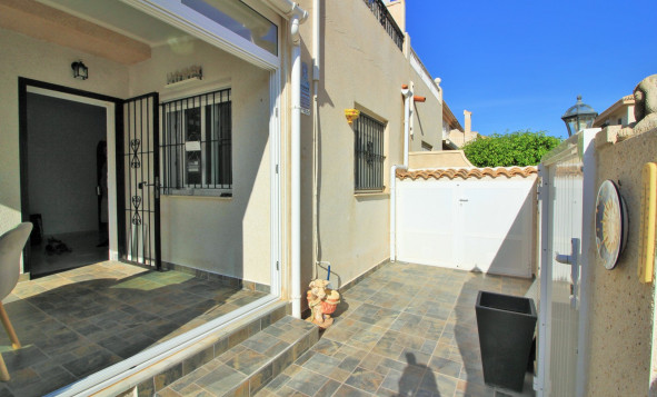 Reventa - Villa - Playa Flamenca - Orihuela Costa