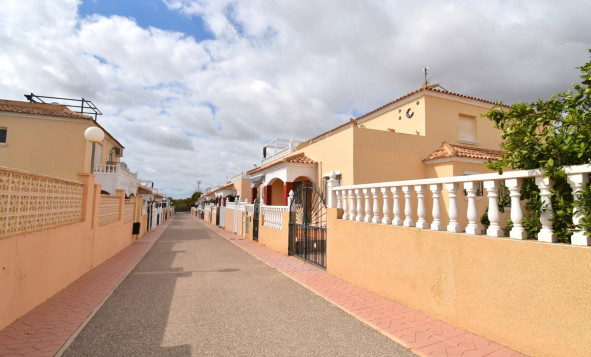 Reventa - Villa - Orihuela Costa