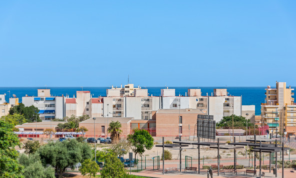 Resale - Apartment - El Campello - El Amerador