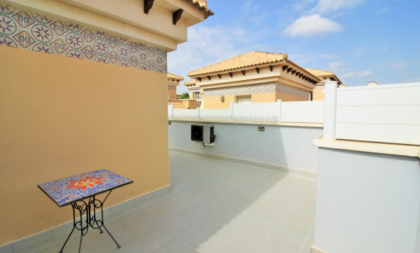 Resale - Villa - Villamartin - Orihuela Costa