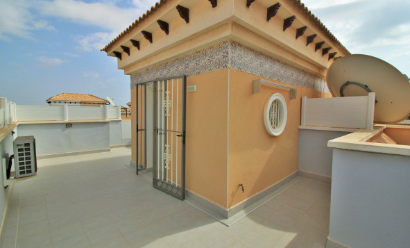 Resale - Villa - Villamartin - Orihuela Costa