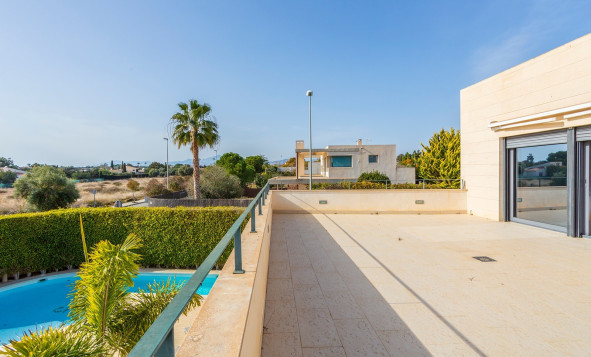 Reventa - Villa - San Juan de Alicante - Alicante