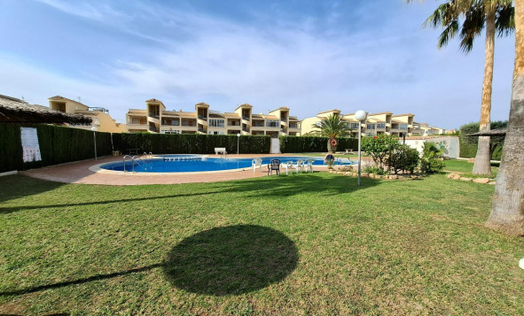 Resale - Apartment - Torrevieja - Orihuela Costa