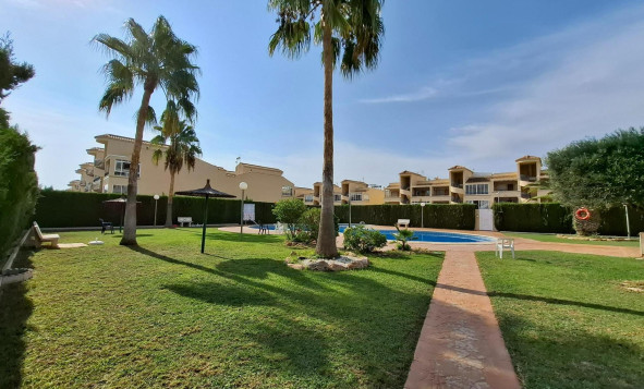 Resale - Apartment - Torrevieja - Orihuela Costa