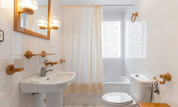 Herverkoop - 1. Appartement / flat - Torrevieja - Costa Blanca Zuid