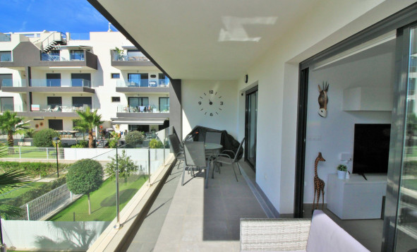 Resale - Apartment - Villamartin - Orihuela Costa