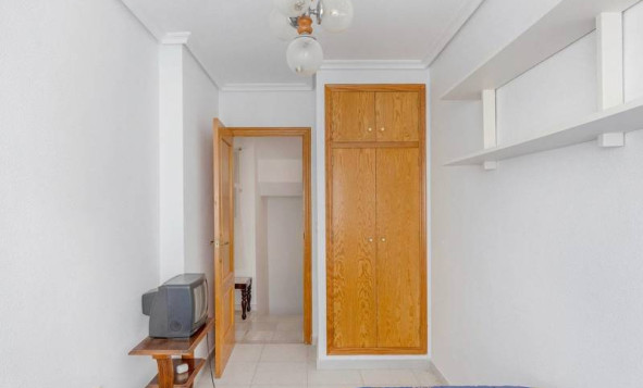 Resale - 2. Town house - Torrevieja