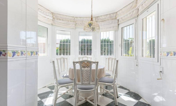 Herverkoop - 3. Halfvrijstaand huis - Torrevieja - Costa Blanca Zuid