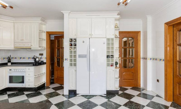 Herverkoop - 3. Halfvrijstaand huis - Torrevieja - Costa Blanca Zuid