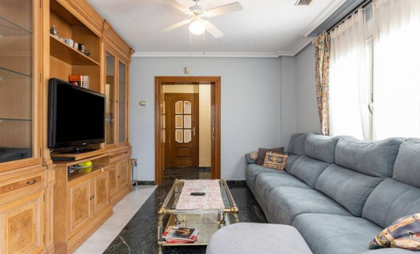 Herverkoop - 3. Halfvrijstaand huis - Torrevieja - Costa Blanca Zuid