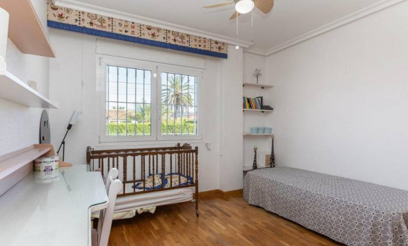 Herverkoop - 3. Halfvrijstaand huis - Torrevieja - Costa Blanca Zuid