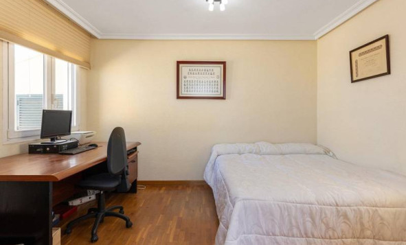 Herverkoop - 3. Halfvrijstaand huis - Torrevieja - Costa Blanca Zuid