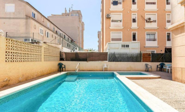 Resale - Apartment - Torrevieja