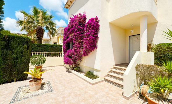 Resale - Villa - Las Ramblas - Orihuela Costa