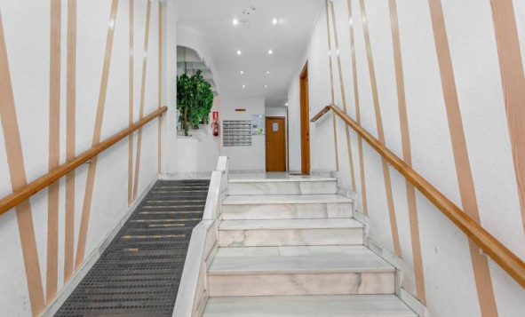 Herverkoop - 1. Appartement / flat - Torrevieja - Costa Blanca Zuid