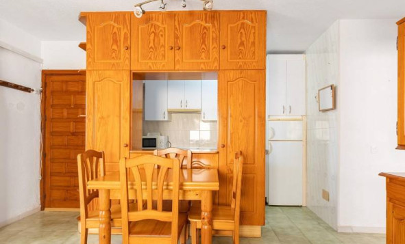 Herverkoop - 1. Appartement / flat - Torrevieja - Costa Blanca Zuid