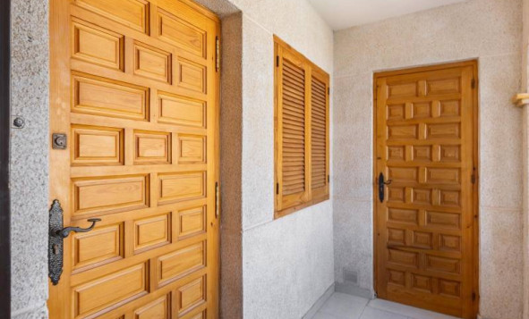 Resale - 1. Apartment / flat - Torrevieja - Costa Blanca South