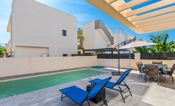 Reventa - Villa - Los Montesinos - Torrevieja