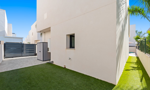 Reventa - Villa - Los Montesinos - Torrevieja