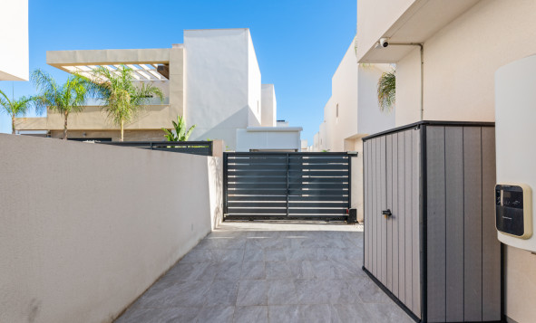 Reventa - Villa - Los Montesinos - Torrevieja