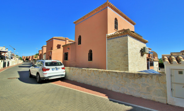 Resale - Villa - San Miguel de Salinas - Orihuela Costa