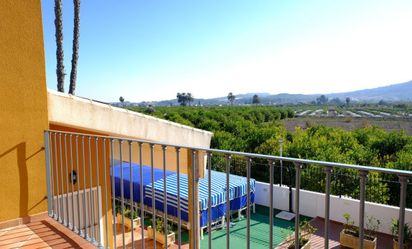 Resale - Villa - Orihuela