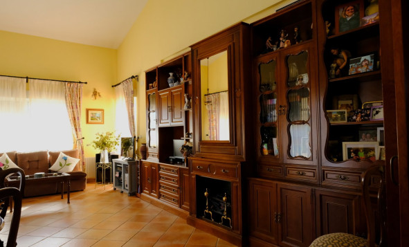 Resale - Villa - Orihuela