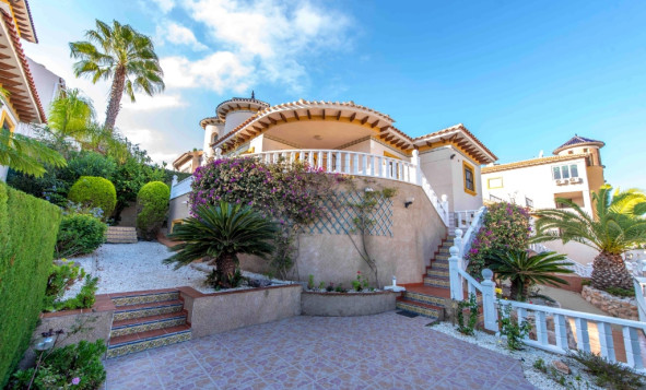 Resale - Villa - Villamartin - Orihuela Costa