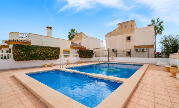 Resale - Villa - Guardamar del Segura - Guardamar