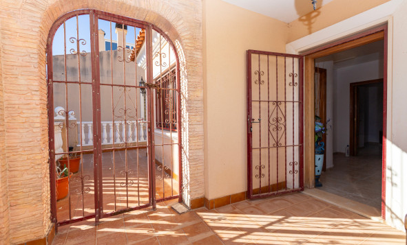 Reventa - Villa - Villamartin - Orihuela Costa