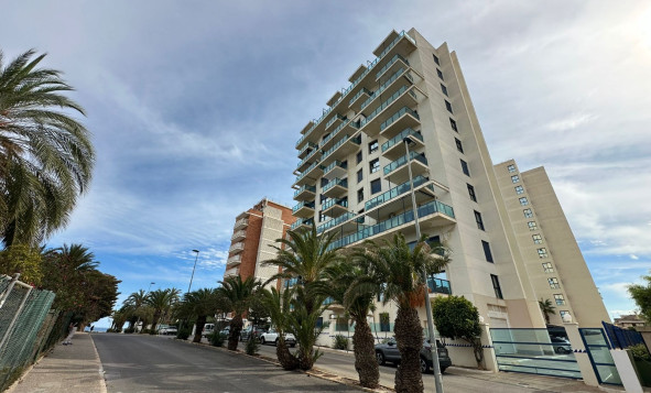 Resale - Apartment - Torrevieja - La Veleta