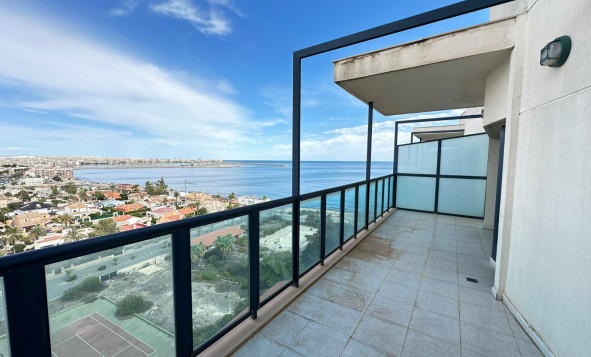 Resale - Apartment - Torrevieja - La Veleta