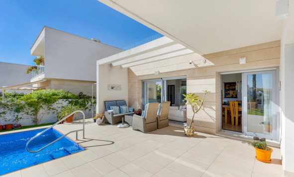 Resale - Villa - Orihuela - Vistabella Golf